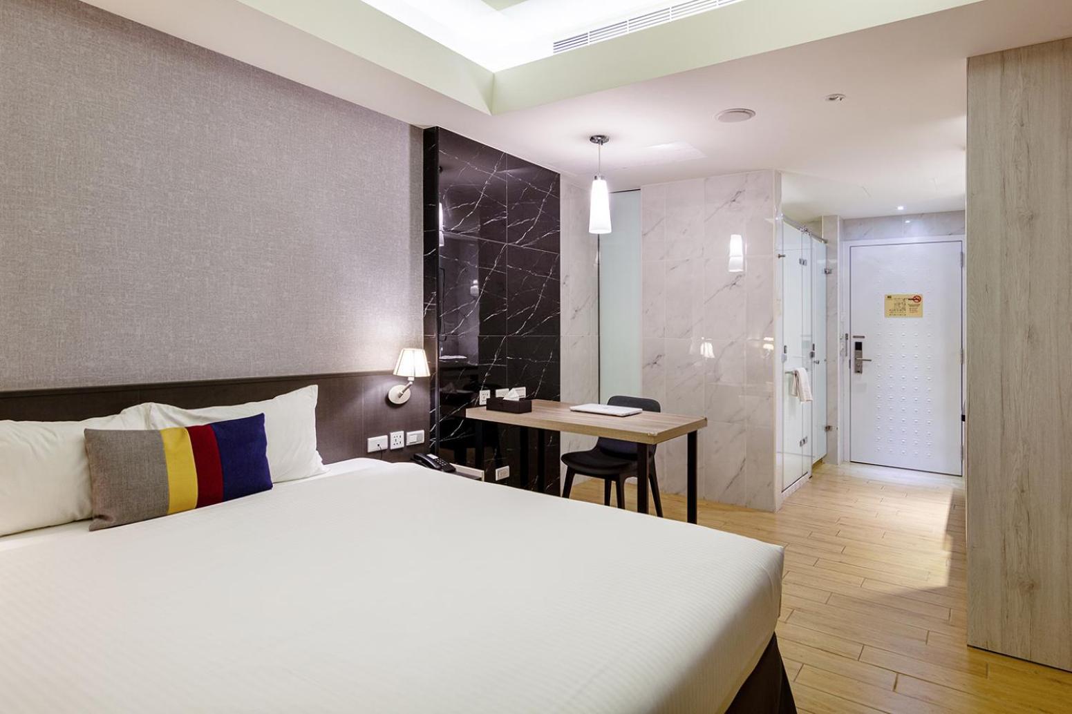 Check Inn New Taipei Luzhou Bagian luar foto