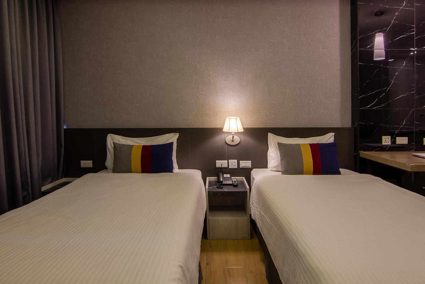 Check Inn New Taipei Luzhou Bagian luar foto